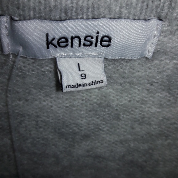 KENSIE SWEATER L (SALE TWO DAYS ONLY) - Picture 7 of 8